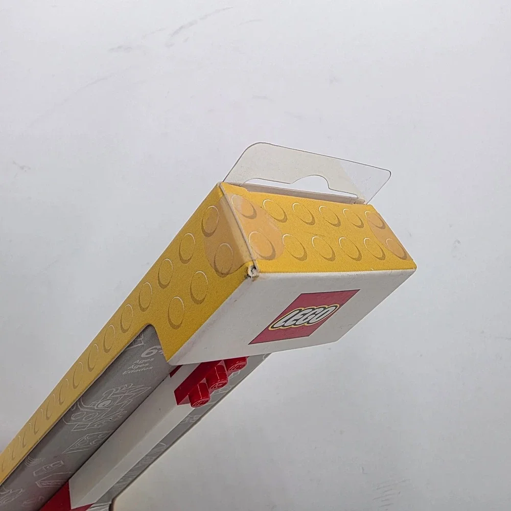 LEGO Gel Pen Red Medium 0.7mm Tip with 1x4 Brick Plate Attachment 51475
